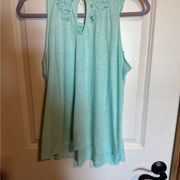COCO + Jaimeson Mint Green Lace Detail Women's Top Size Large - Picture 3 of 3